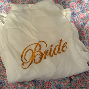 "Bride" robe